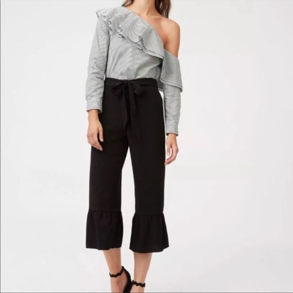 Club Monaco Truleen Ruffle Frill Hem Bottom Pants